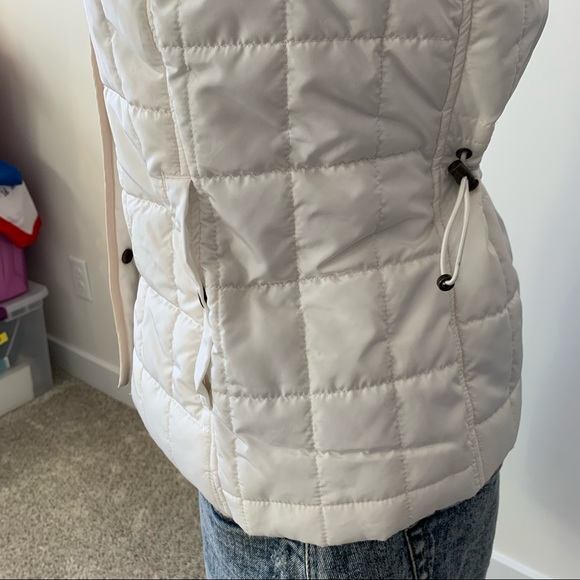 White Puffer Vest with Tan Piping and Snaps - Picture 4 of 7